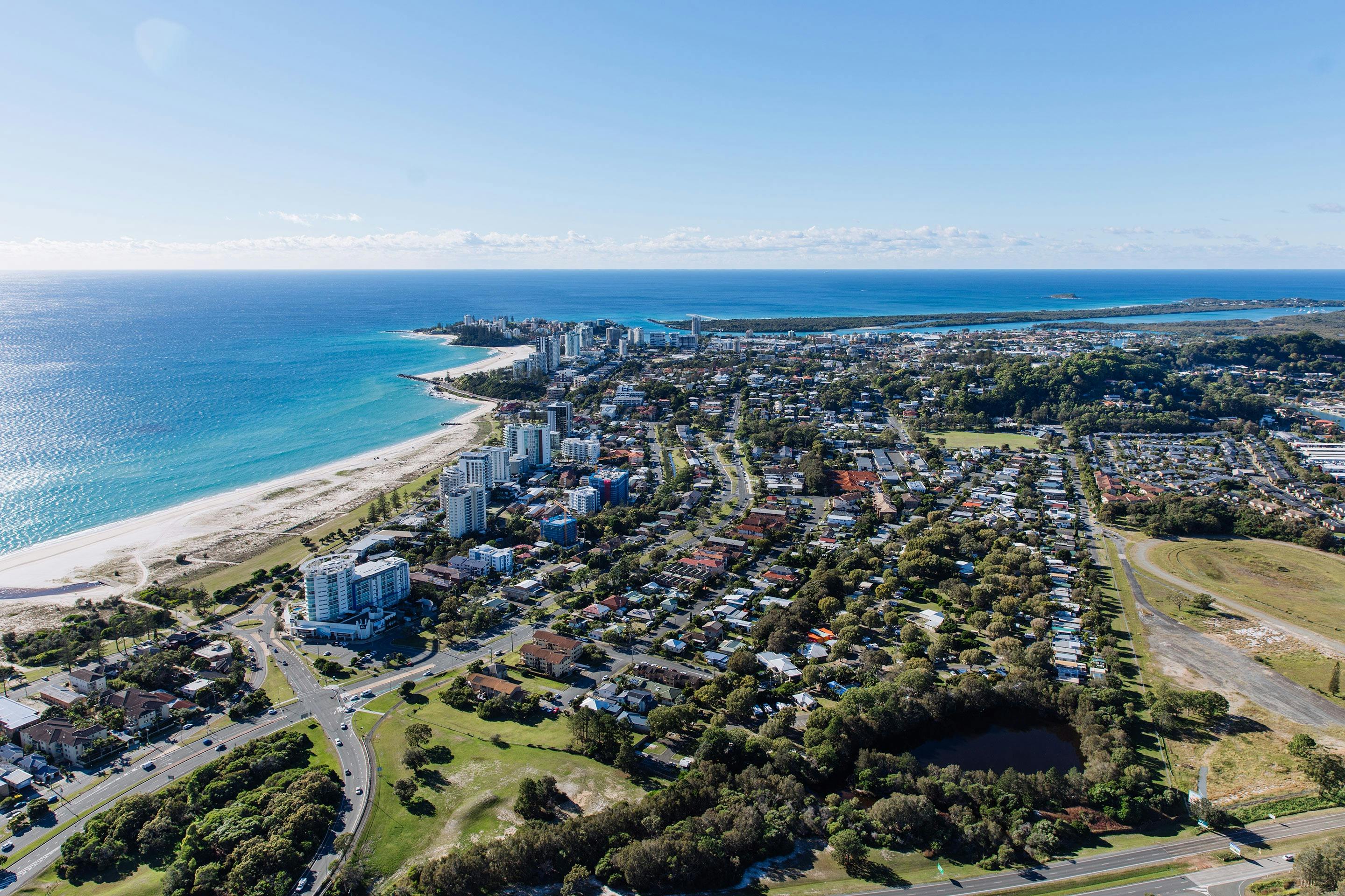 Great location within a stroll of the surf beach