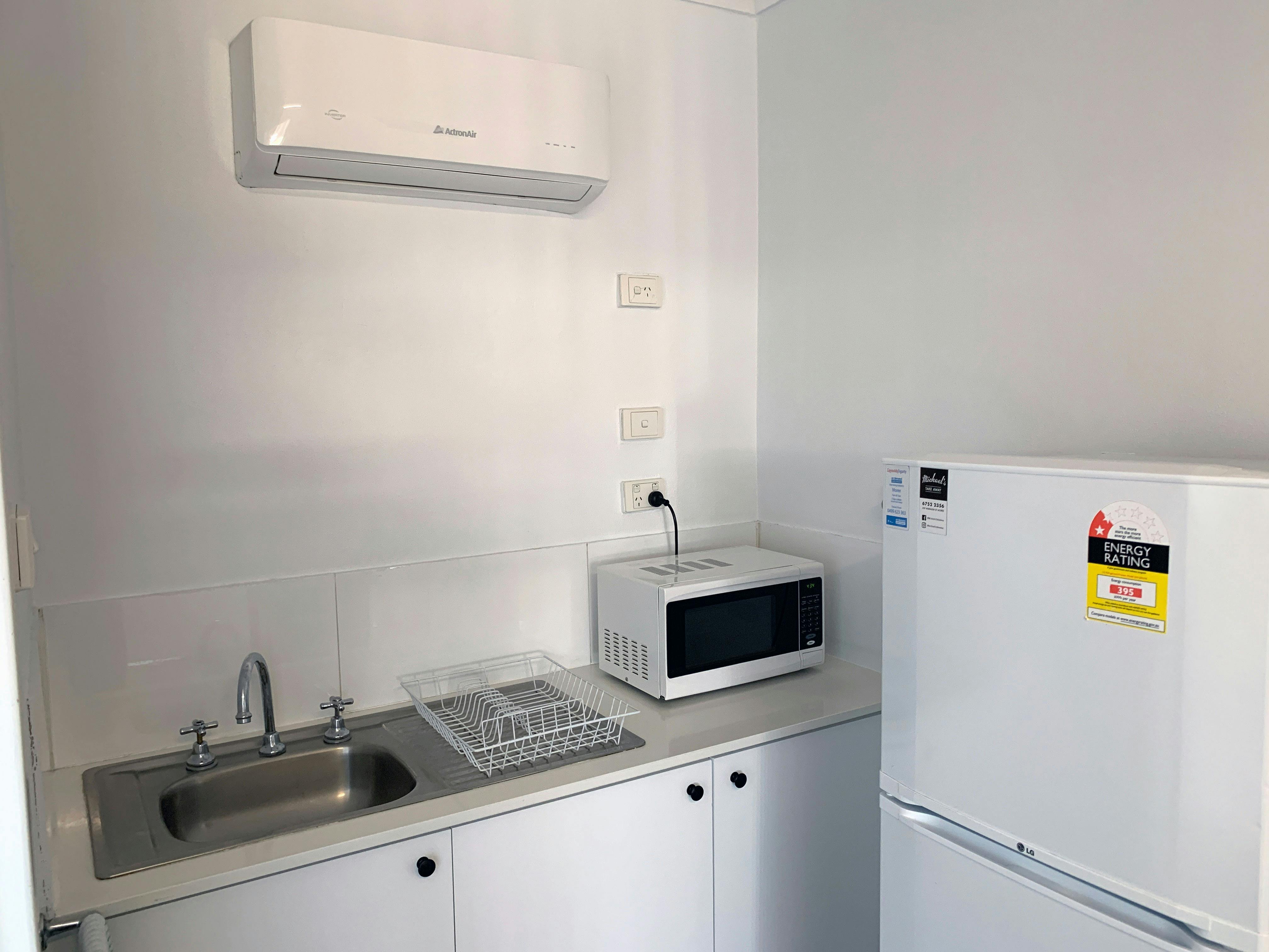 巴斯汽車旅館標準雙人房