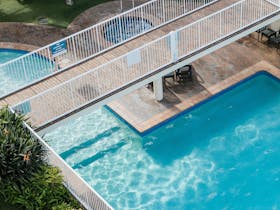 Osprey Apartments - pool