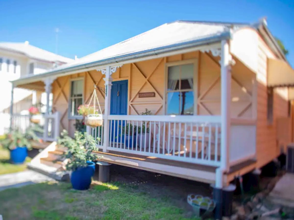 Wiss Cottage front side view