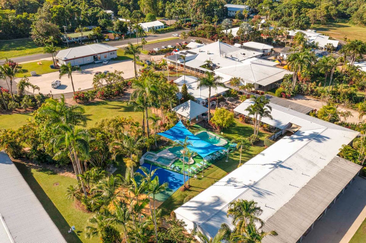 Nightelier Mission Beach Resort