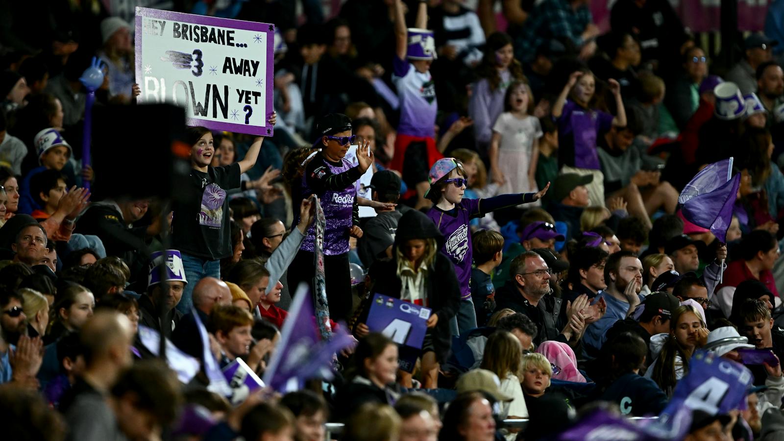 Crowd - Hoabrt Hurricanes