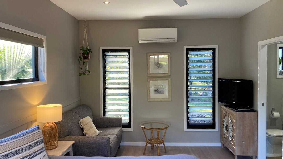 Rosella Room