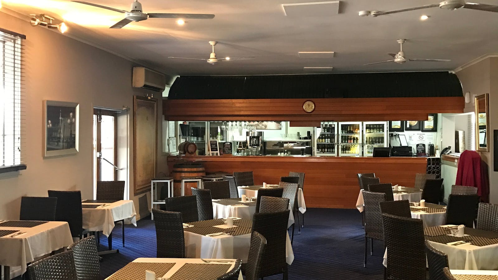 Annas Restaurant