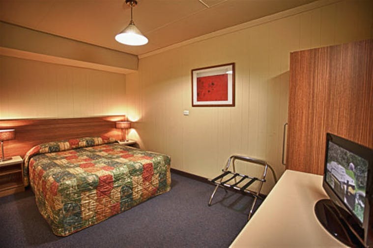 OPAL MOTEL