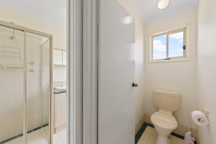 Superior 3 Bedroom Cabin