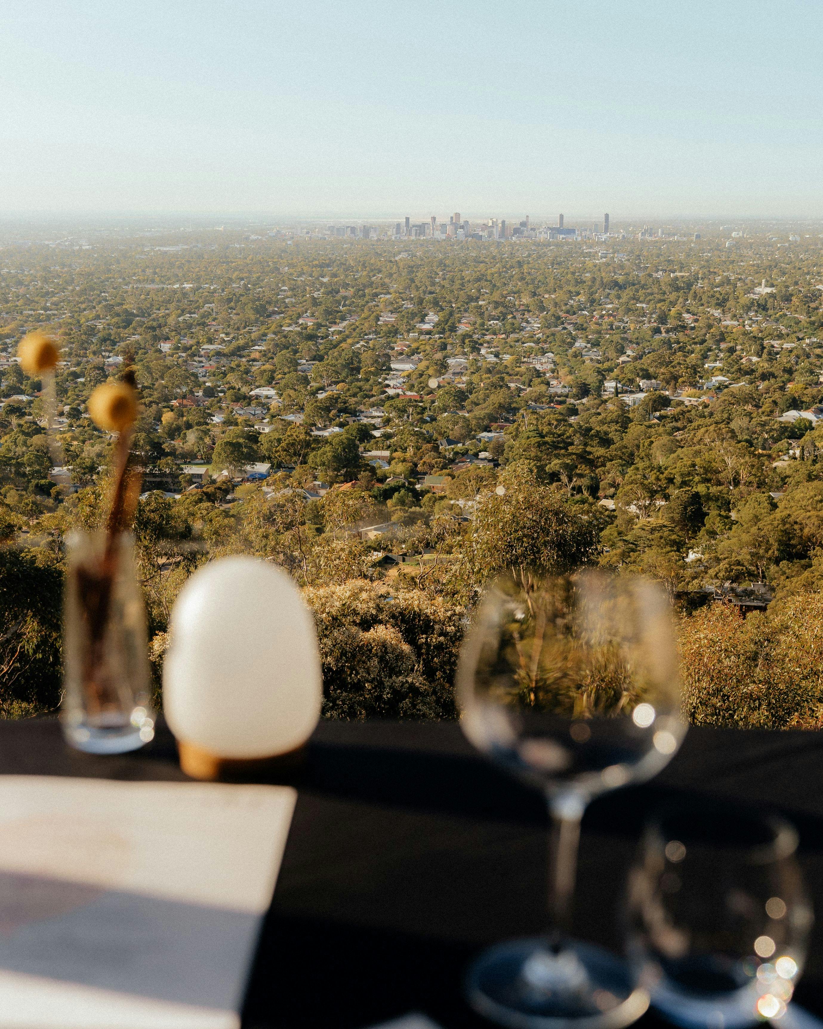 Table with a view to the City