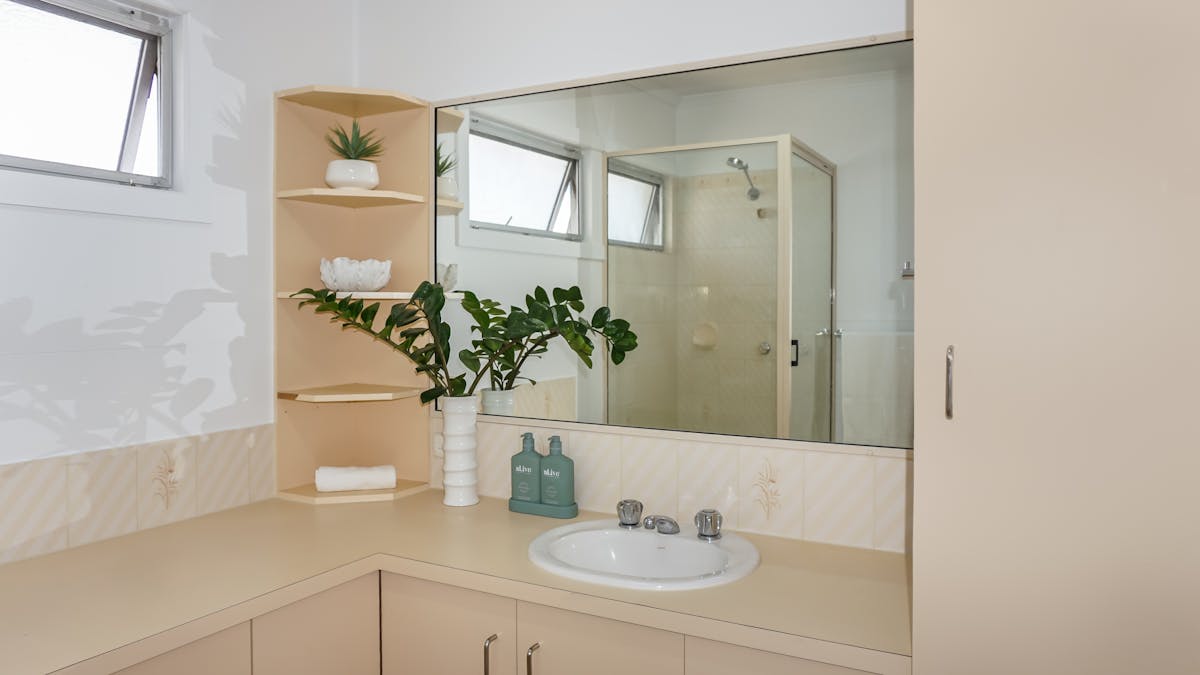 Main Bathroom Upstairs - Shower Only