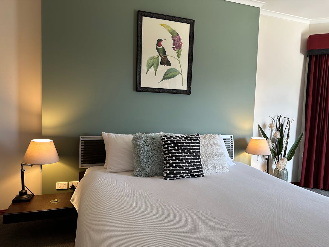 Wine And Roses Bed And Breakfast, The Retreat McLaren Vale, Acc...