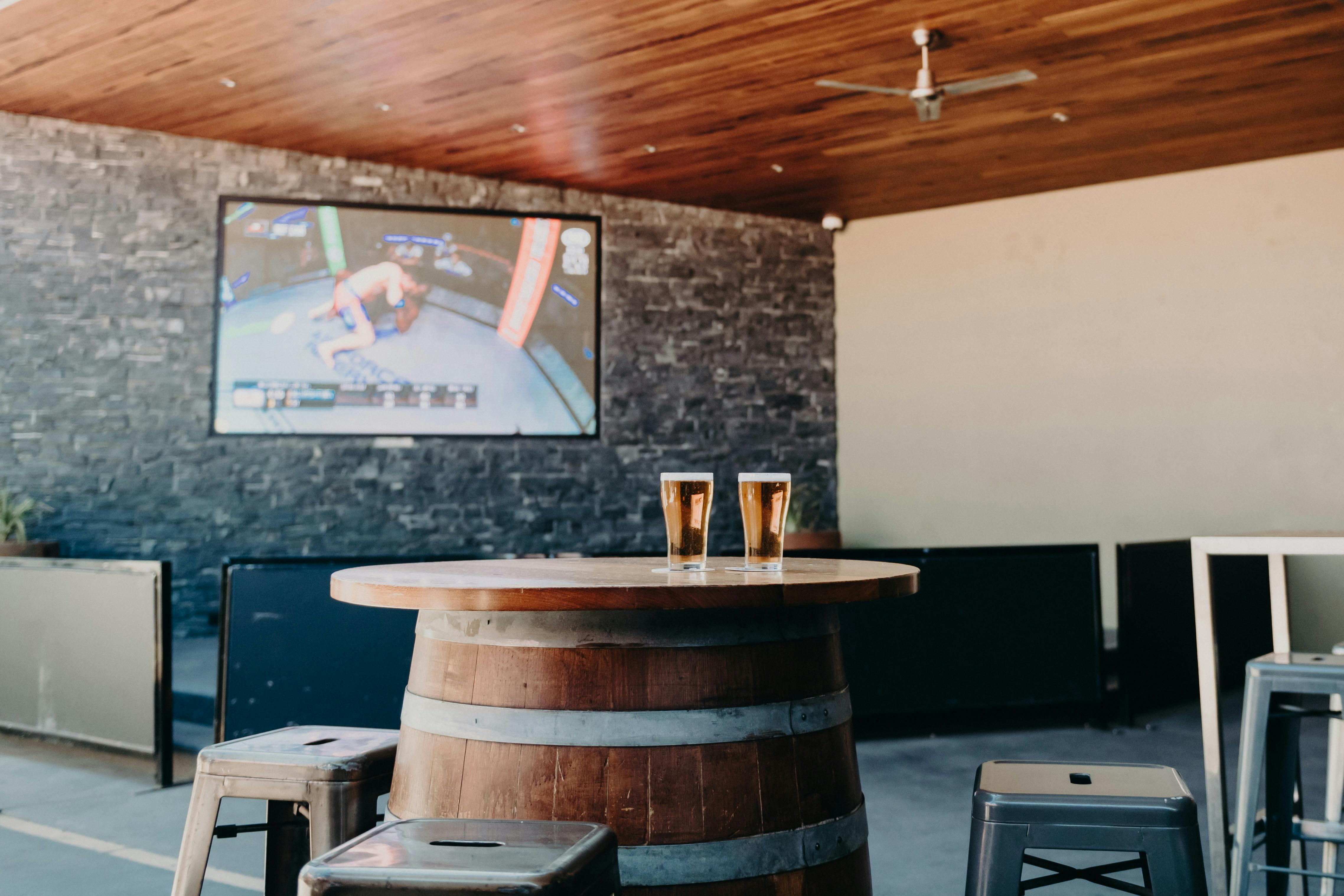 비어 가든 및 대형 스크린