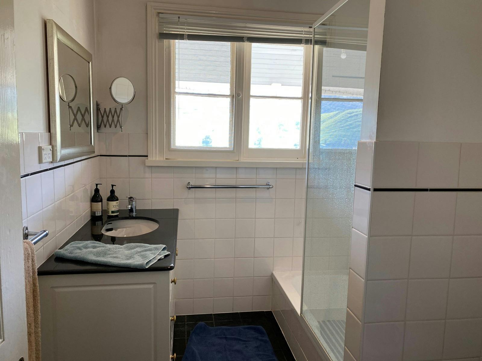 위 재스퍼 코티지 욕실