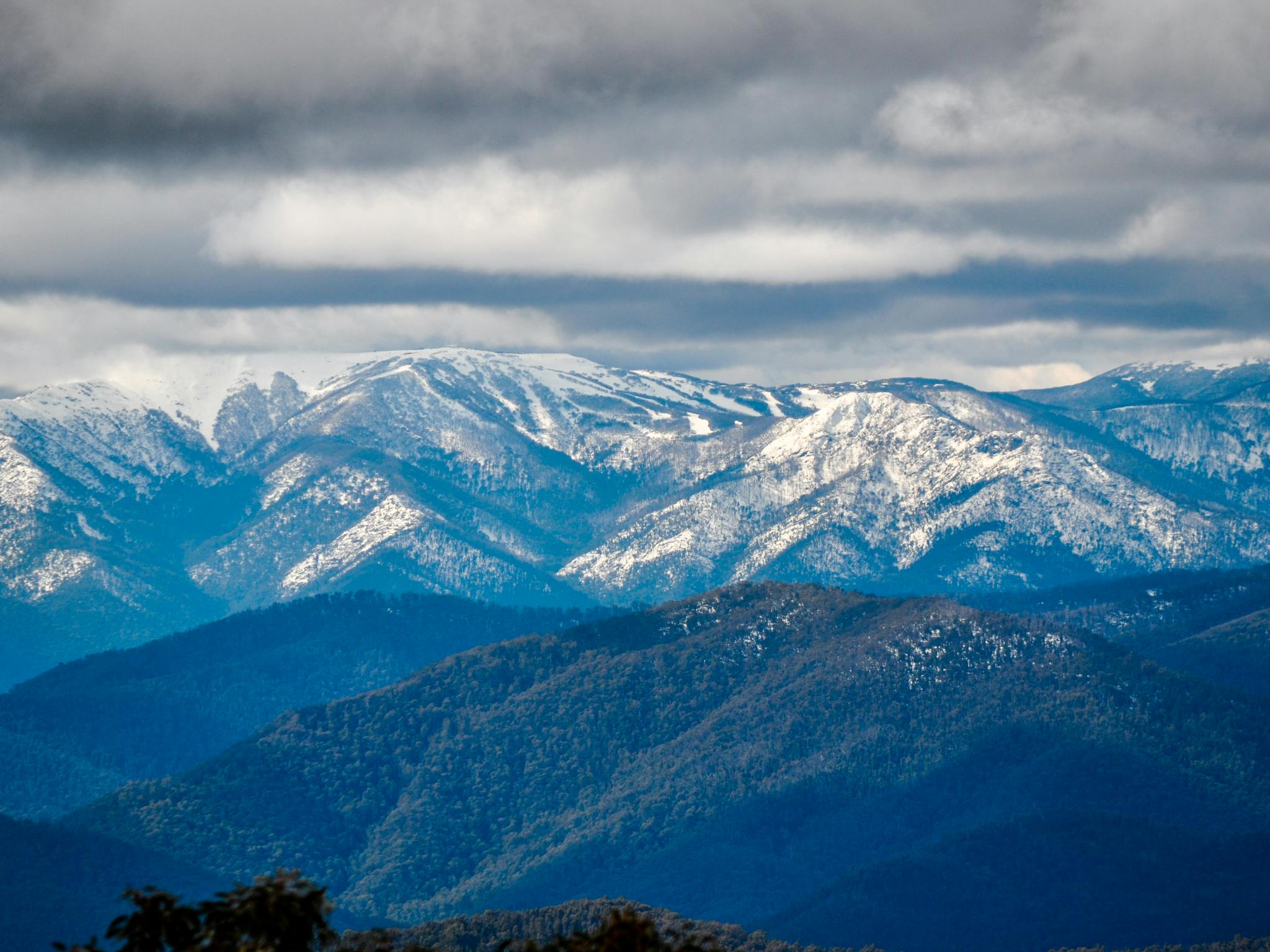 Lake Mountain Snow Tours only 90-mins from Melbourne