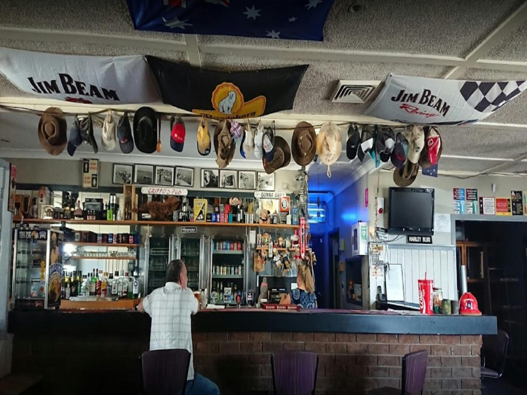 BURRENDONG HOTEL