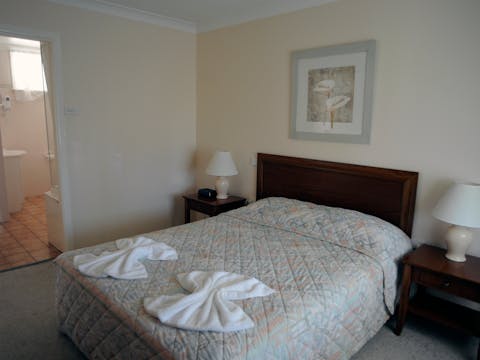 Moree Accommodation Nsw Holidays Amp Accommodation Things