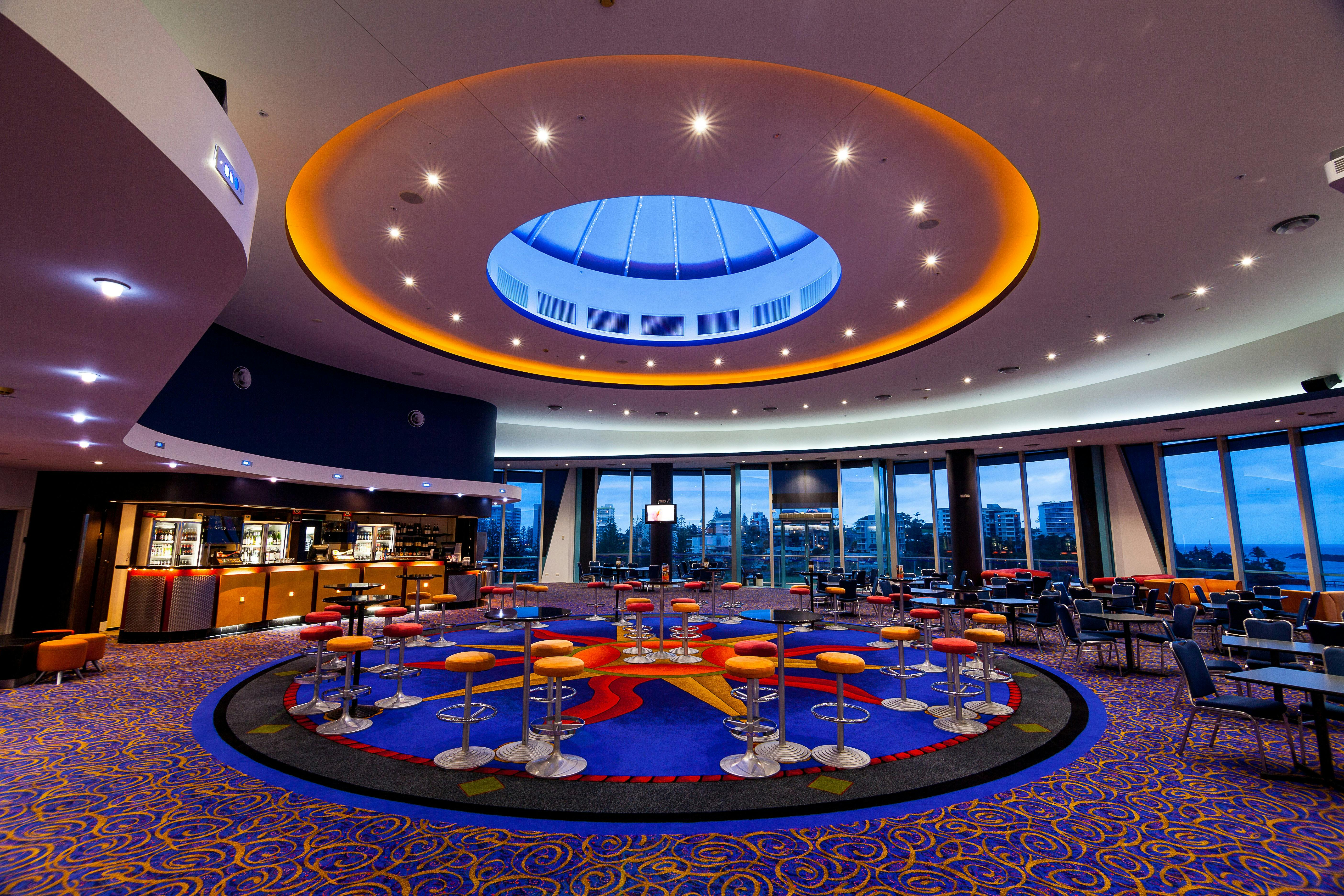 双子城星光酒吧