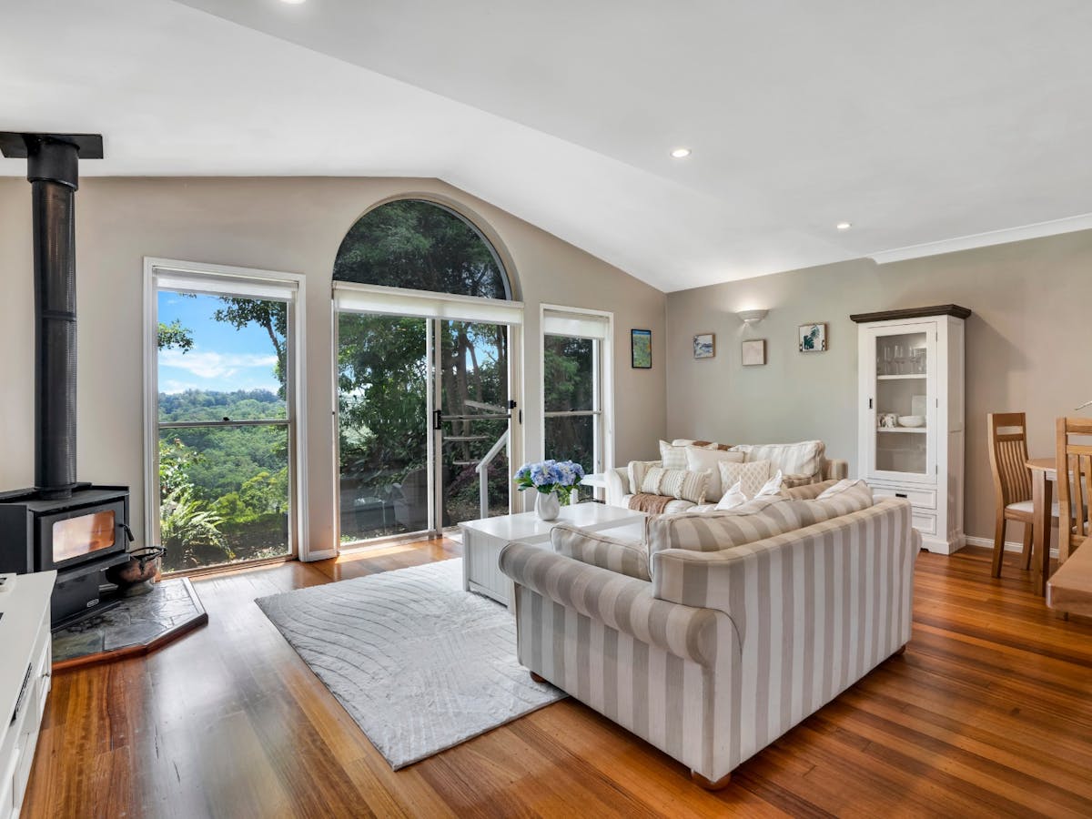 Open plan living, kitchen and dining