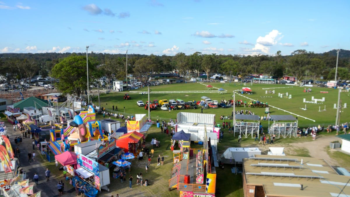 Stanthorpe show grand parade