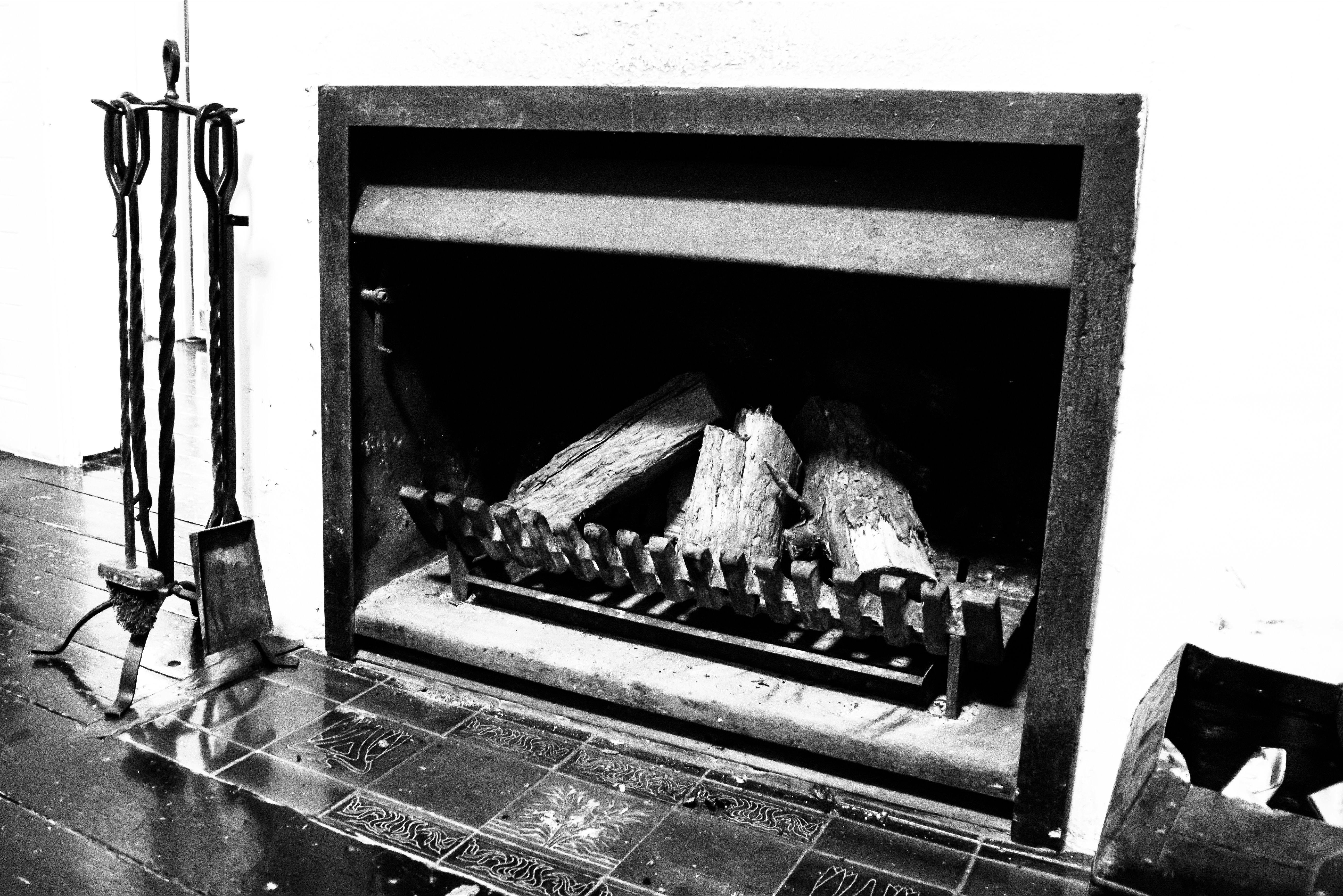 直火の青い山のコテージ