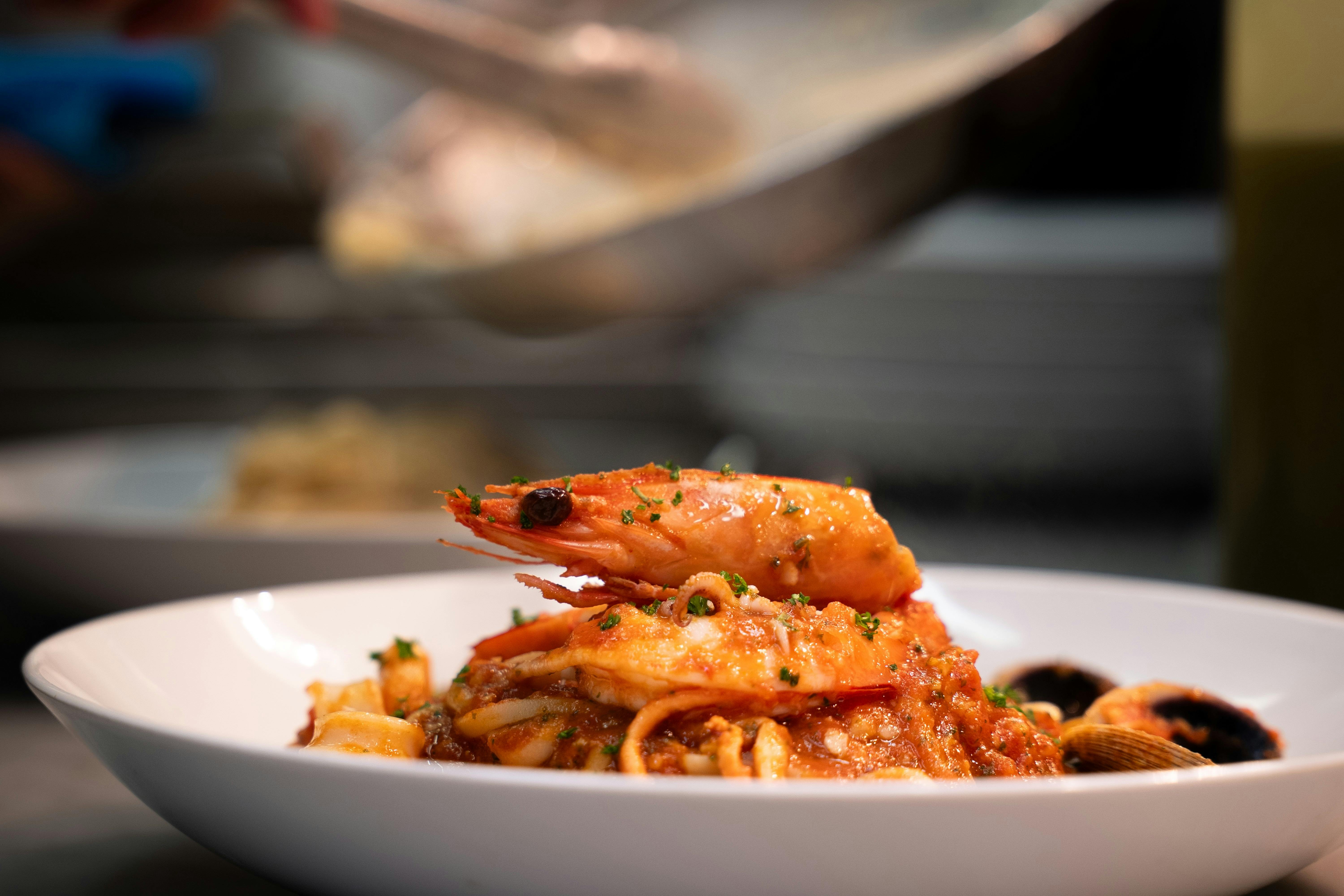 Linguine marinara with king prawns, mussels and clams in a rich tomato sauce.