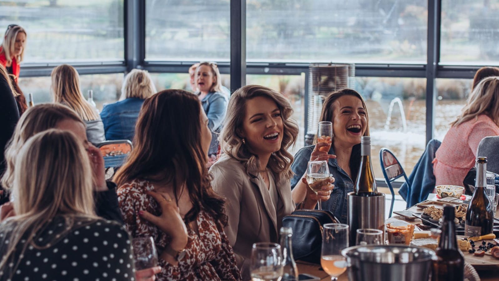 Indoor and outdoor dining available at Puddleduck Wines