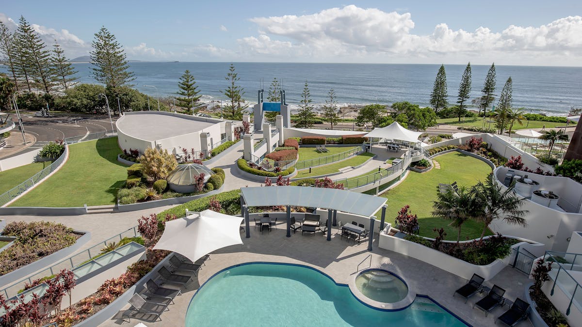 Mantra Mooloolaba Beach - Swimming Pool