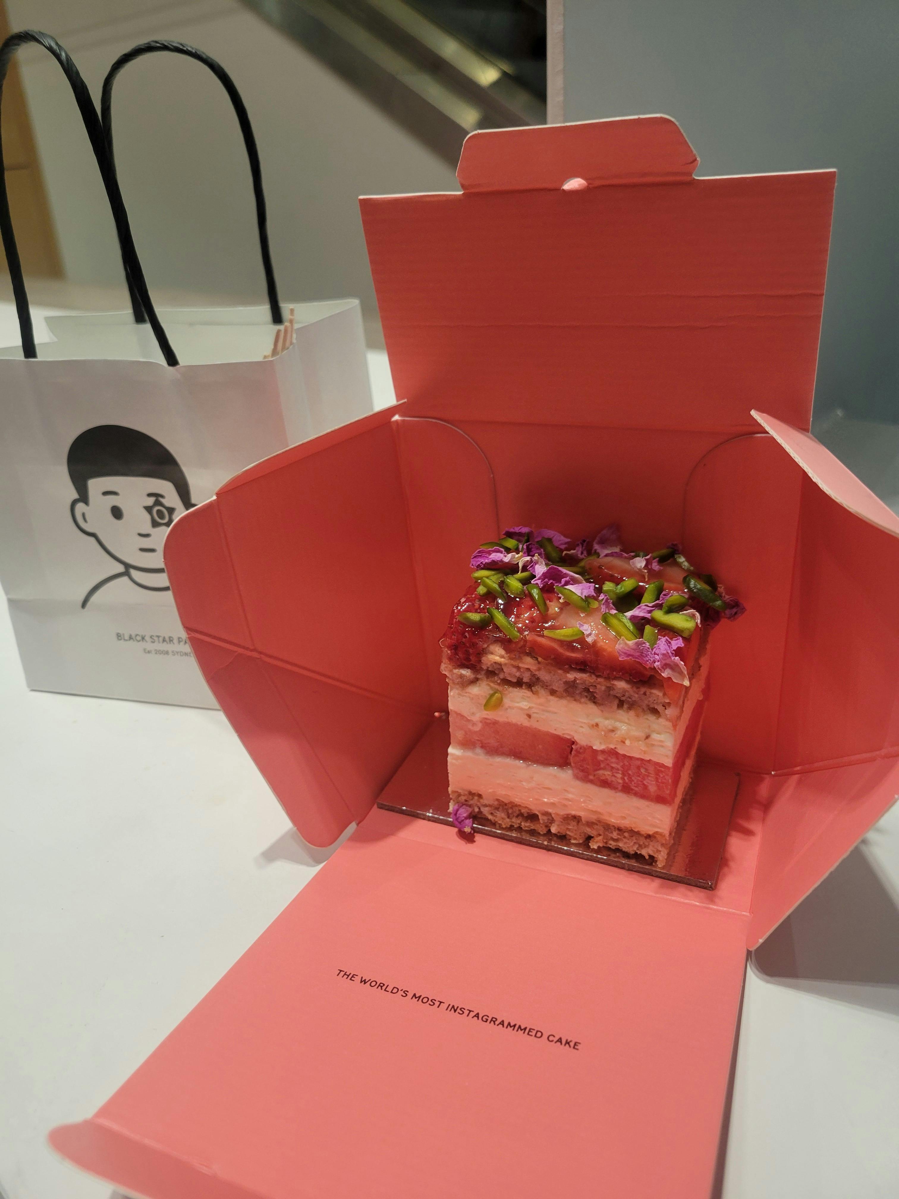 Erdbeer-Wassermelonen-Kuchen von Black Star Pastry