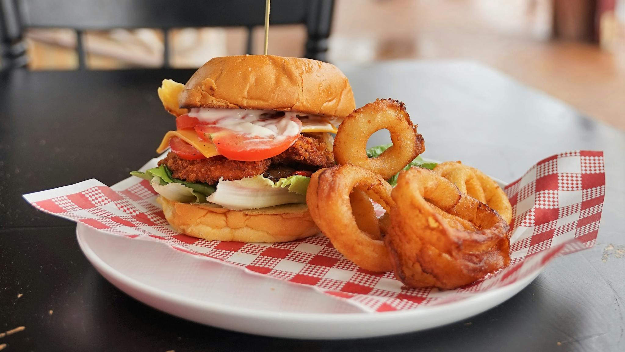 Beef burger with Onion rings, The Retro Diner