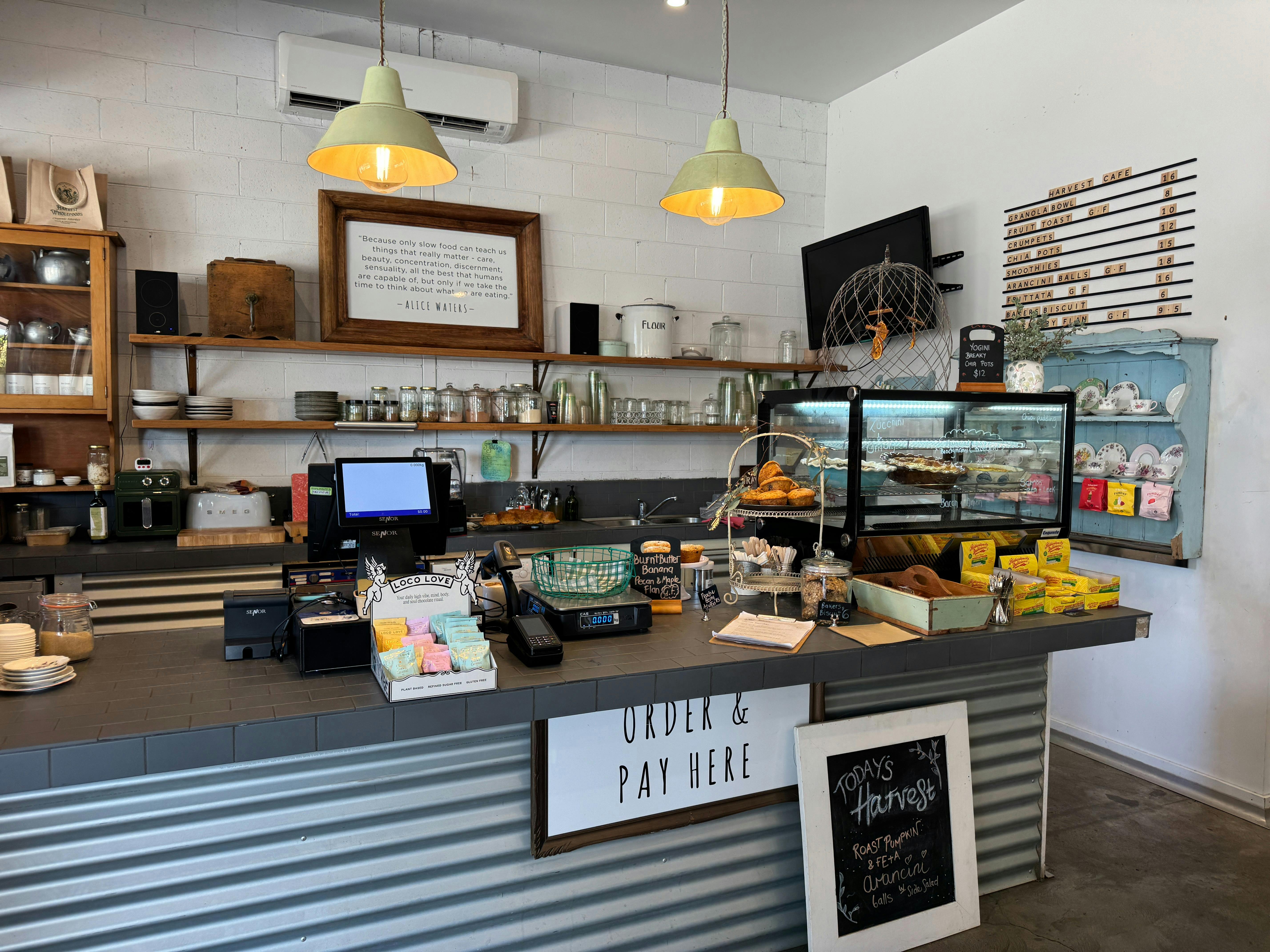 Harvest Organic Market & Cafe