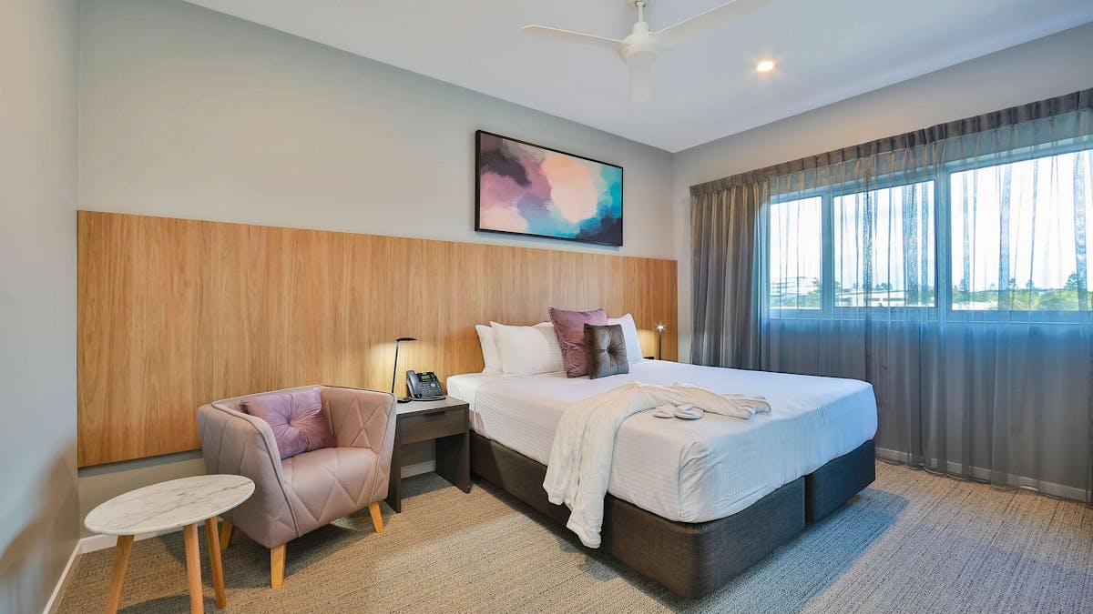 Lakes Executive Room