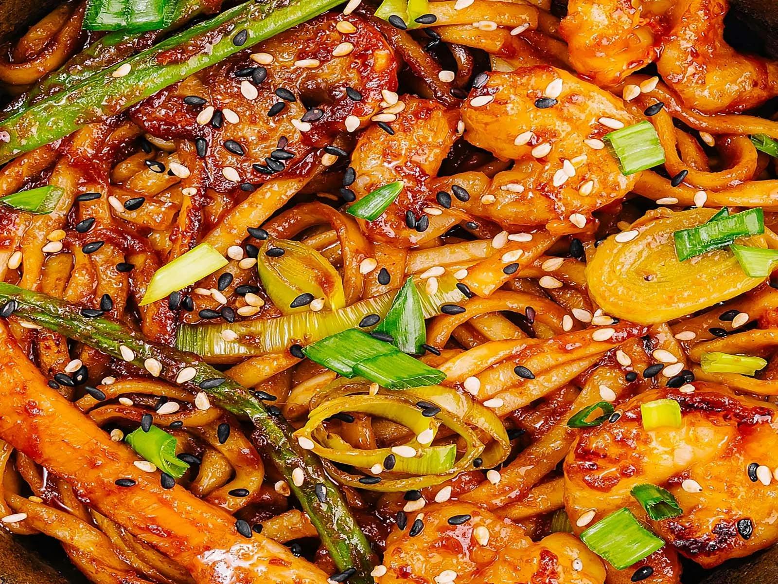 Sticky honey chicken stir fry
