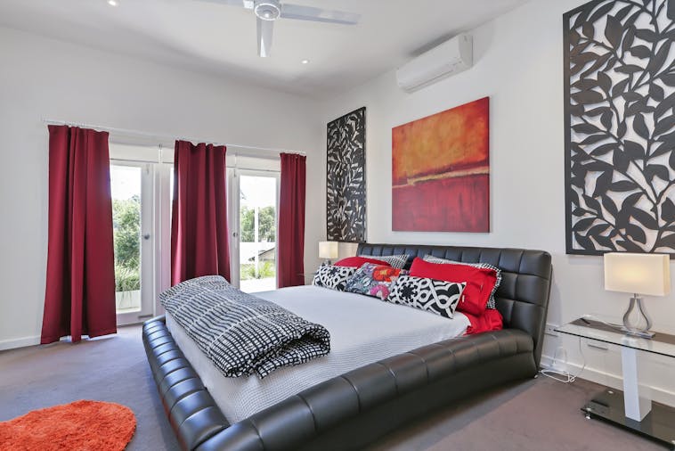 Luxury King Bed Sunset Suite