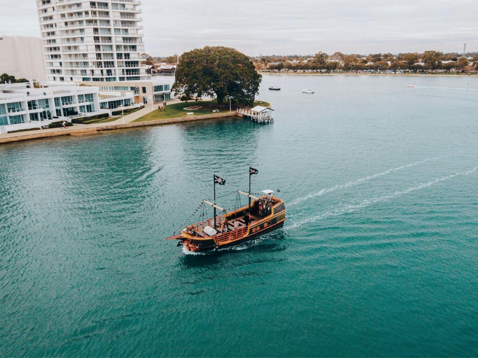 1.5 Hour Scenic Cruise