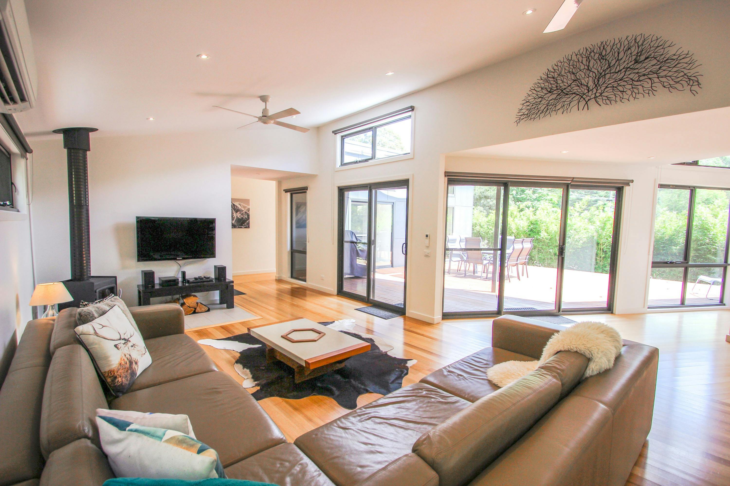 The Base Villas Harrietville living area with fireplace