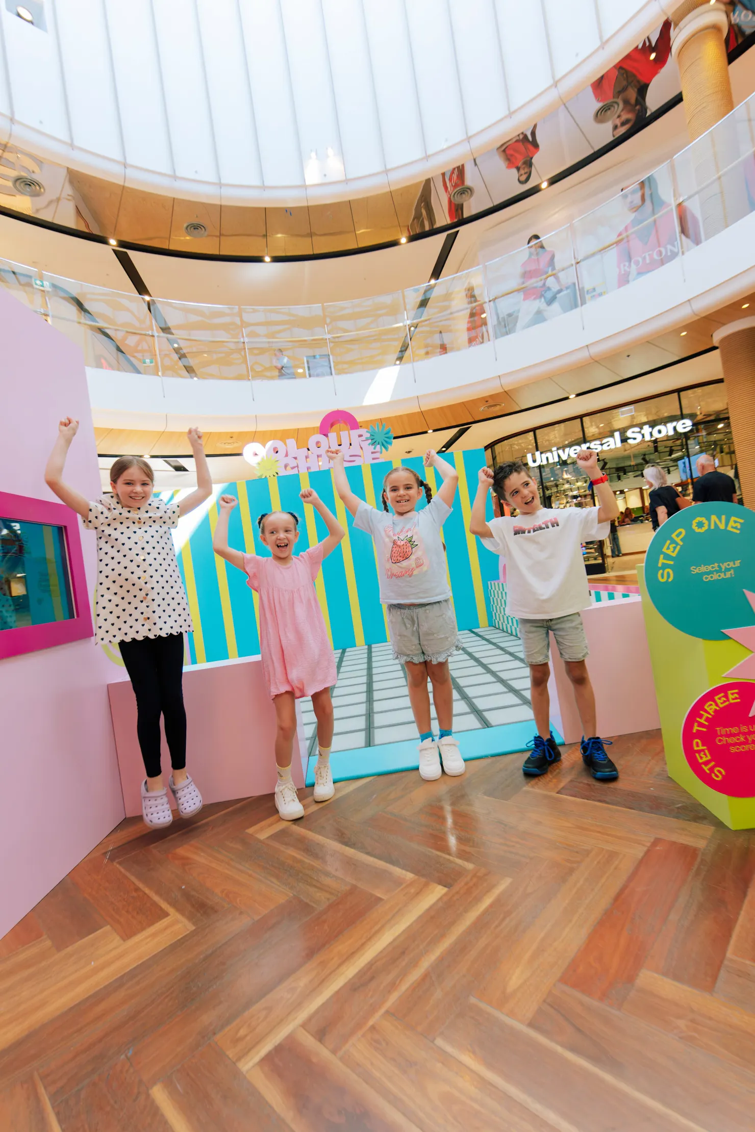 Sunshine Plaza Colour Chase
