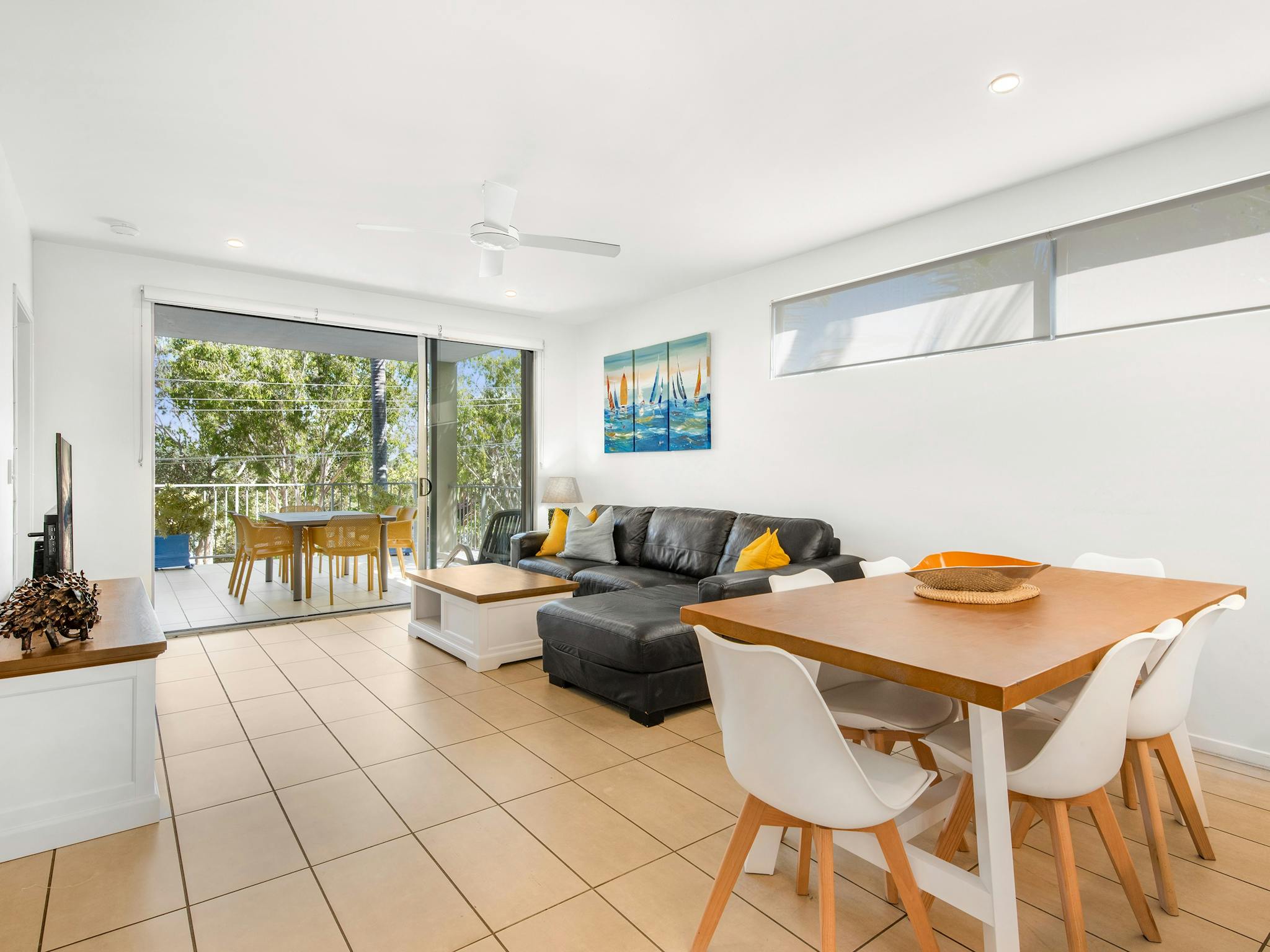 Large living area Large living area