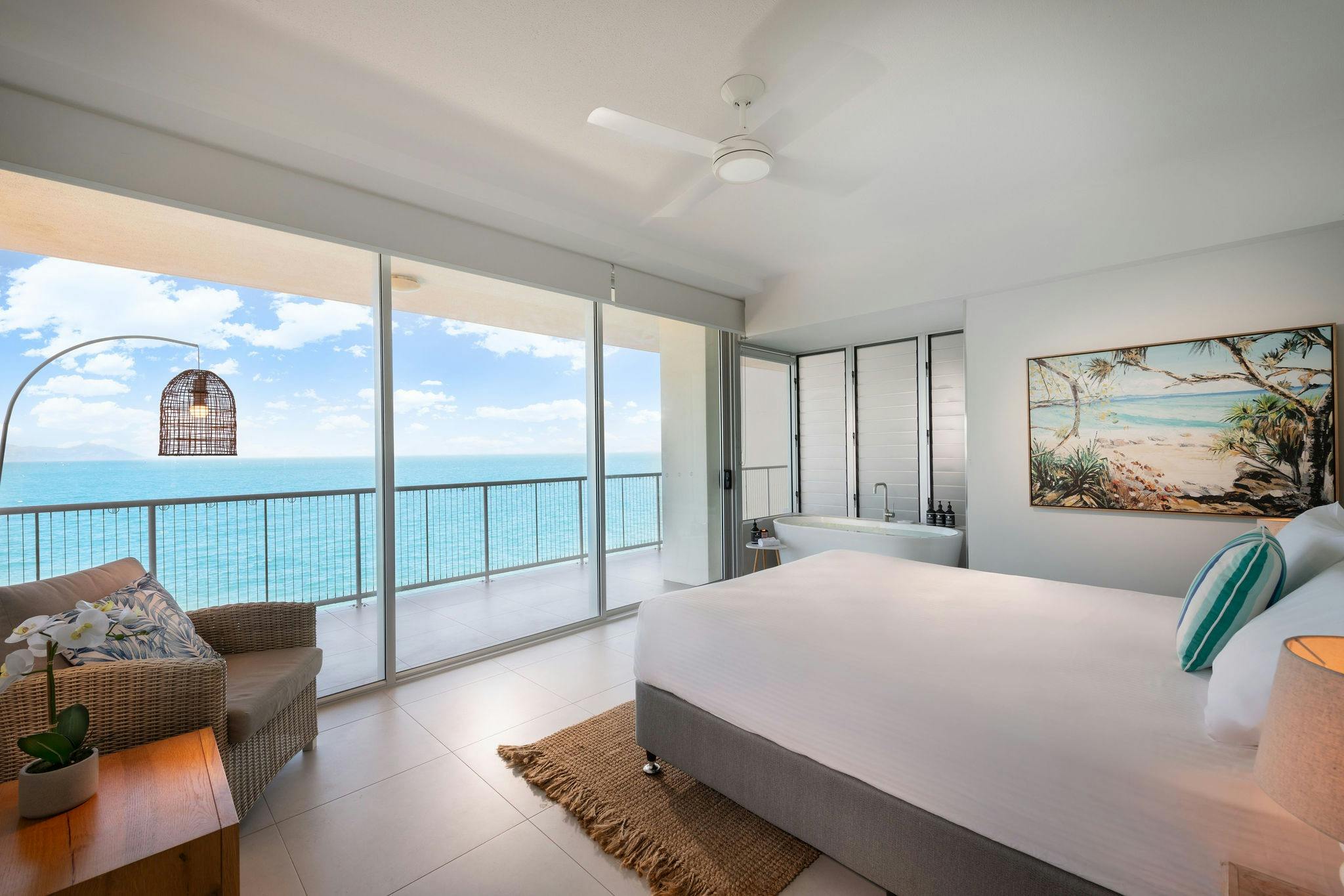 3 Bedroom 2 Bathroom Apartment Ocean Front