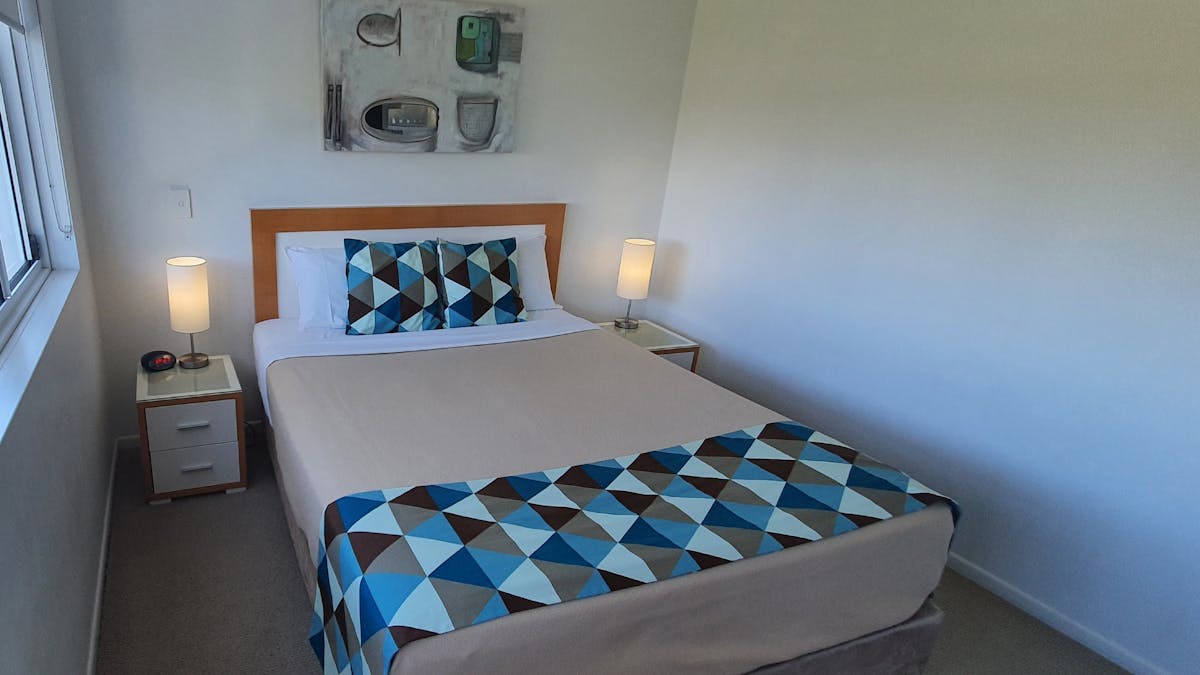 Main with Queen bed