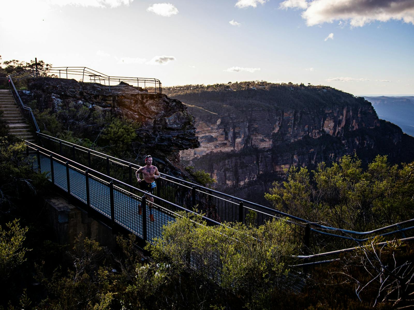 Runners in the Blue Mountains