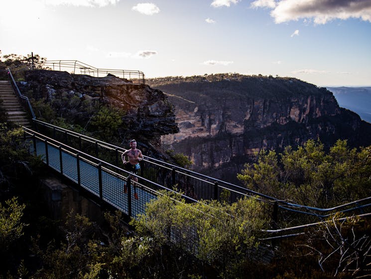 Runners in the Blue Mountains