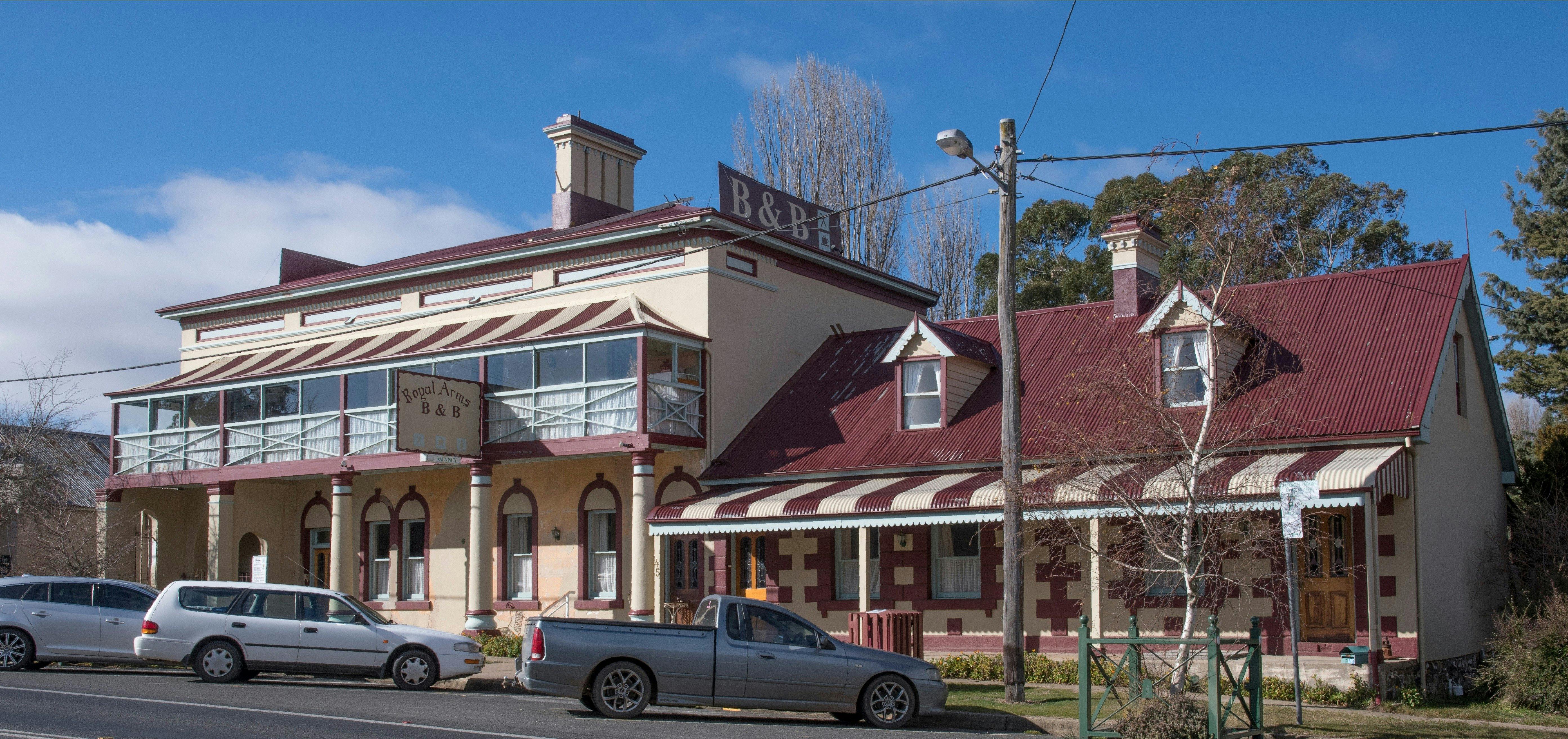 Royal Arms Guesthouse