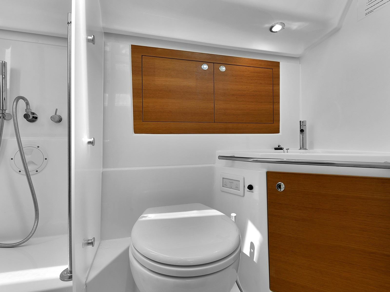 Elan Impression 45.1 - Bathroom