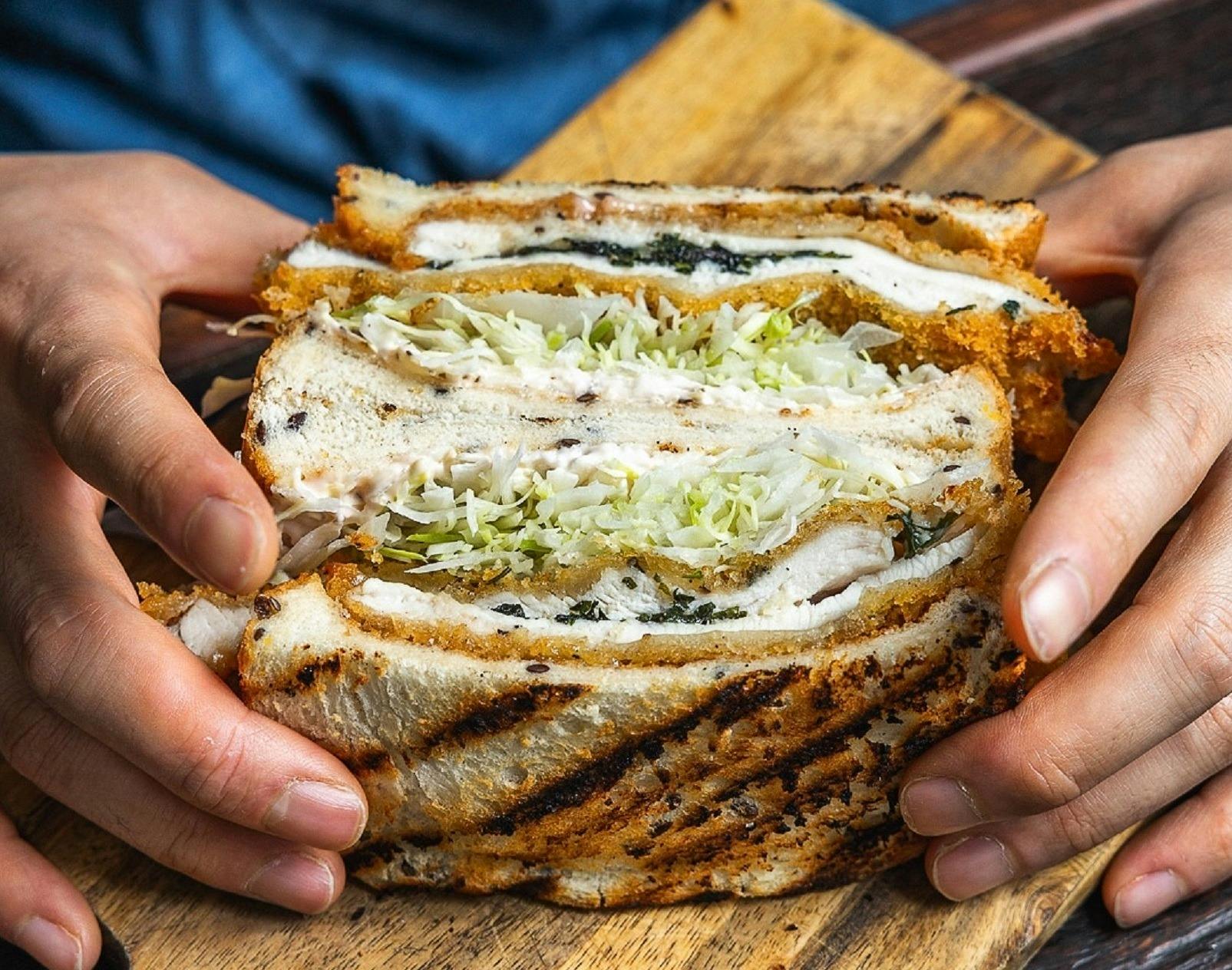 Chicken katsu sando, Café Kentaro