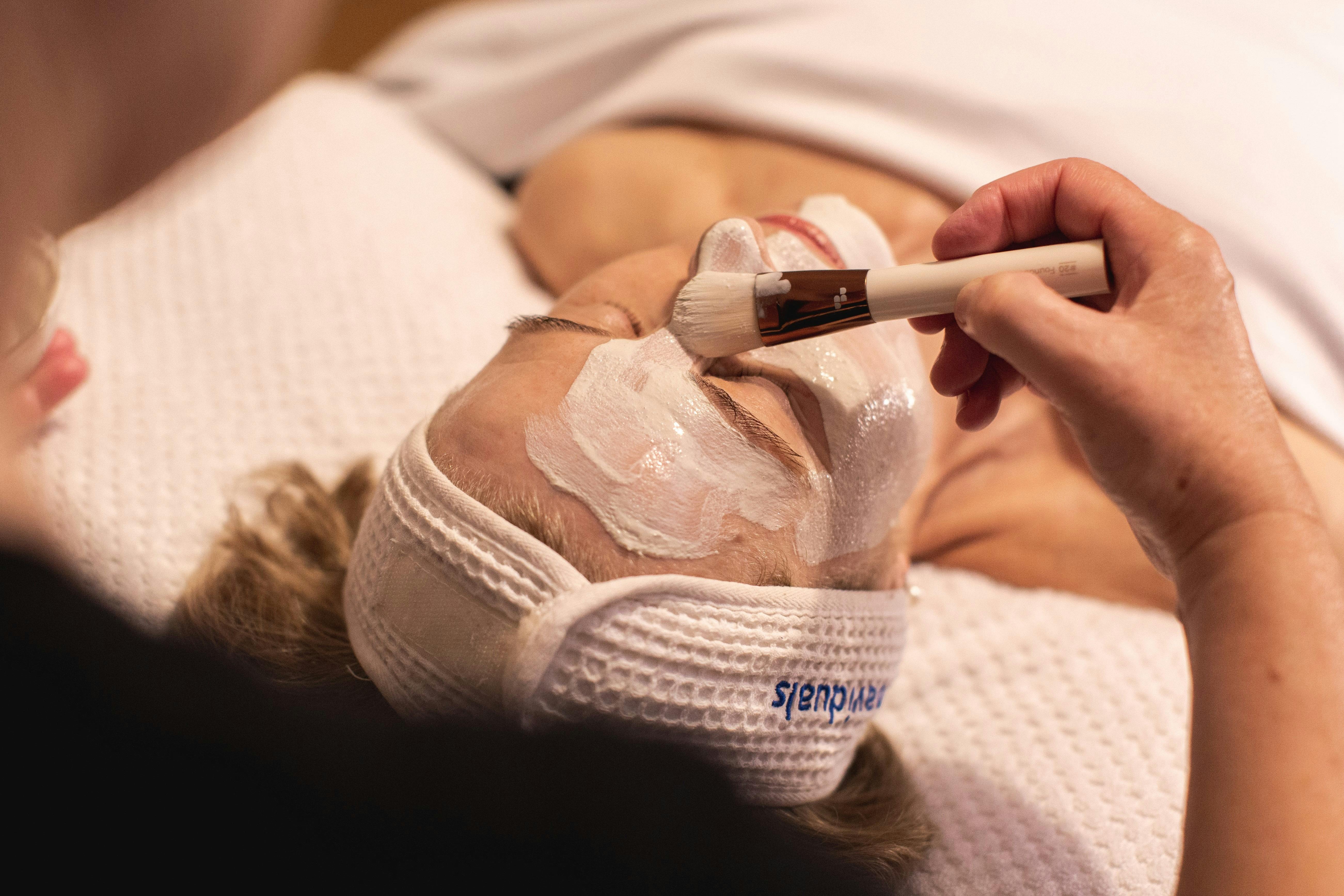 Skin Facial - Dermaviduals , Relaxing Facial Treatment