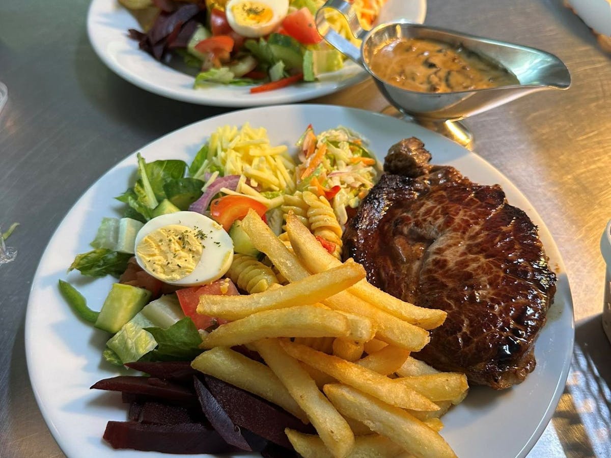 Wyandra Pub Meals