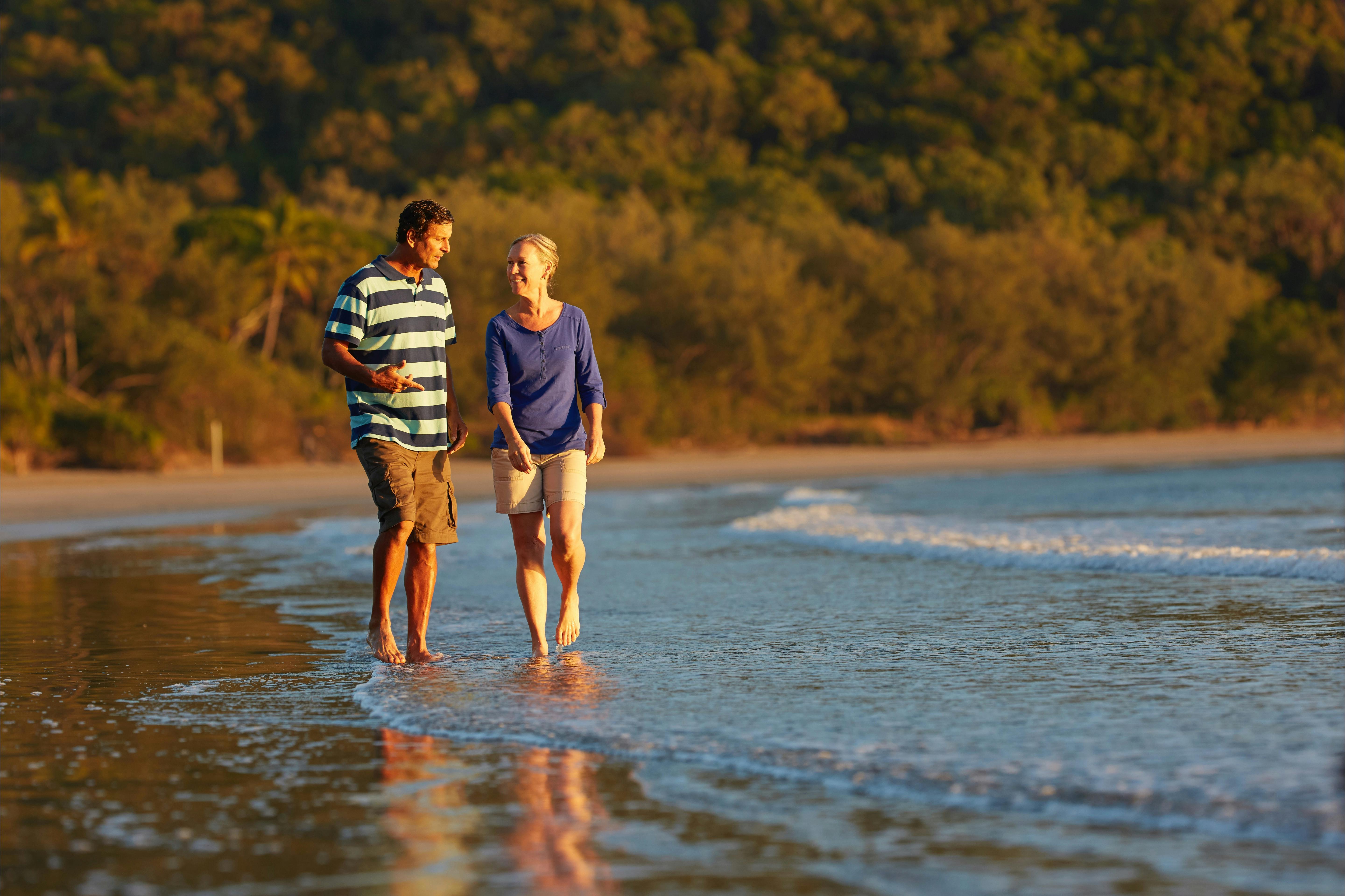 Walks on Cape Hillsborough beach