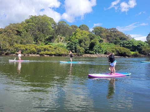 Jodi leading the SUP group