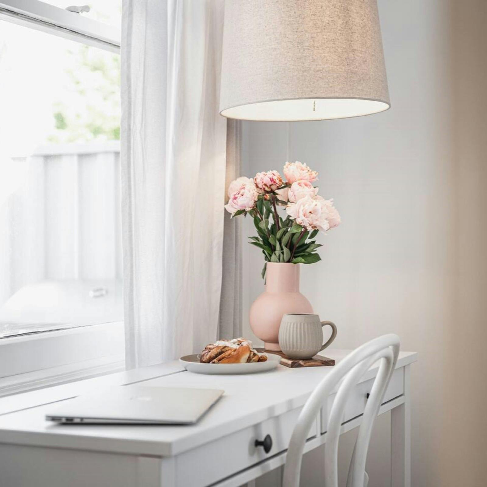 Accommodation Bright