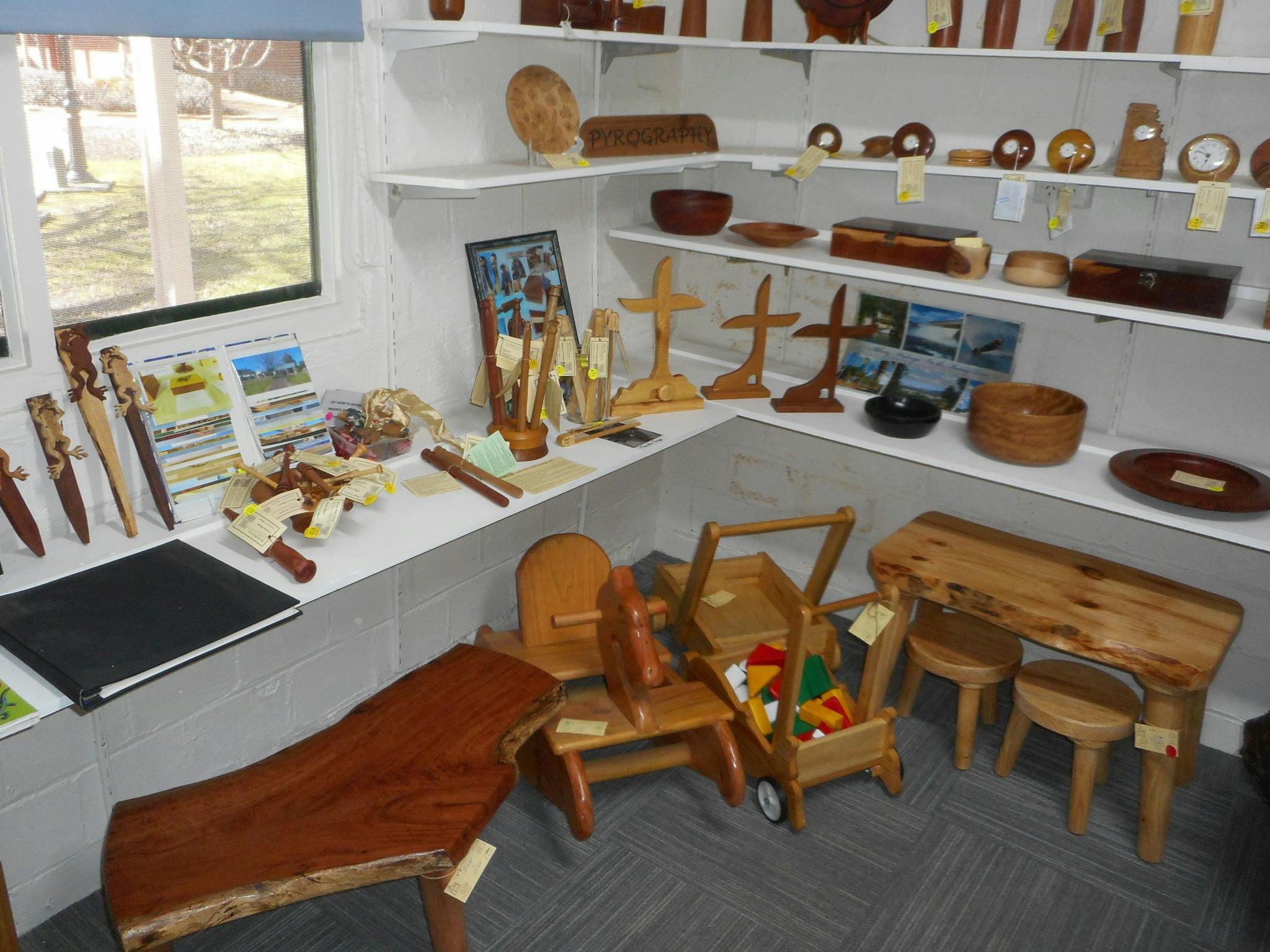 Cottage/Shop located at Gateway Island. Wodonga Vic