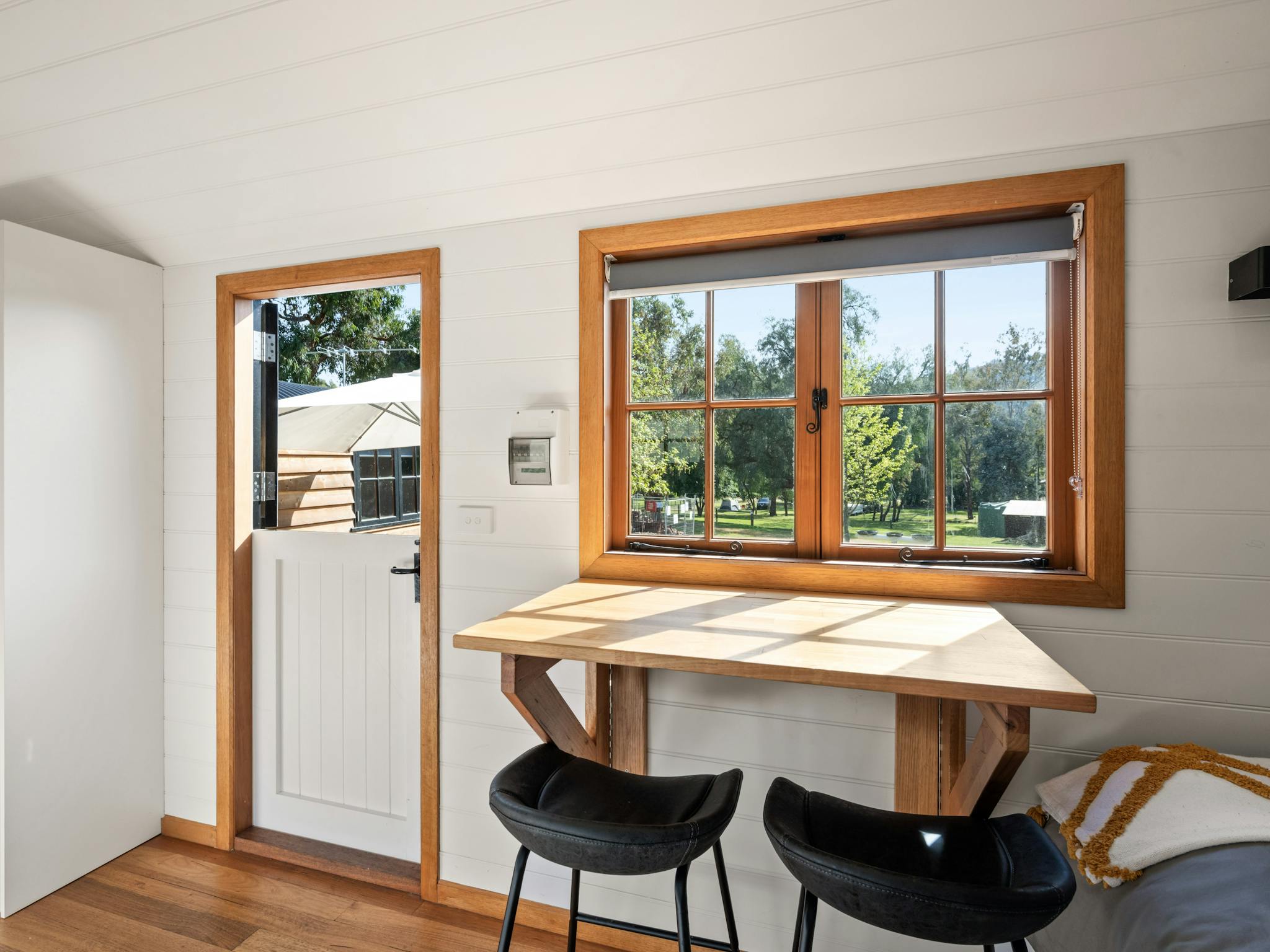 The Family Shepherd's Hut eldorado caravan park