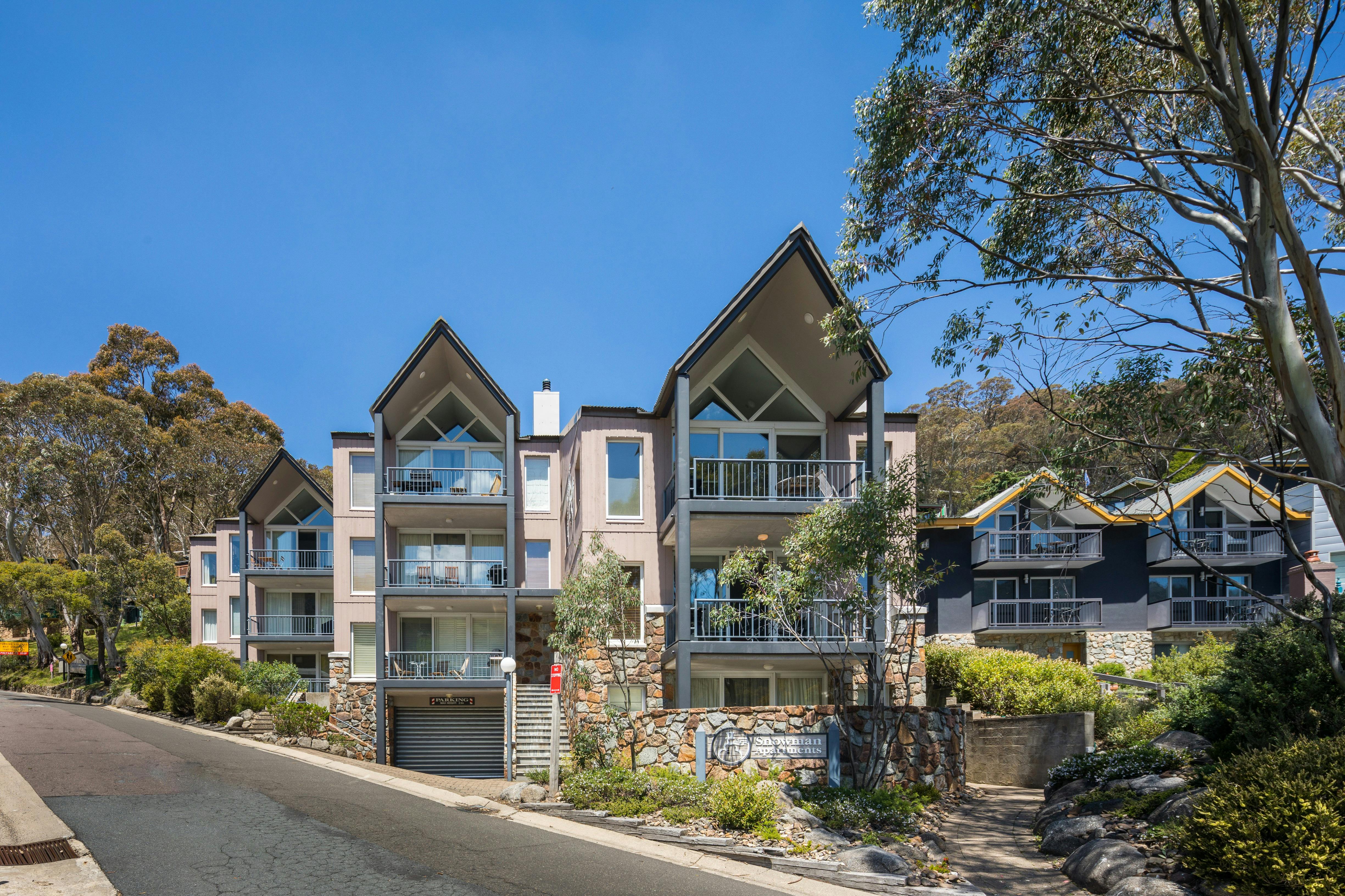 Snowman 4, Thredbo Village NSW Holidays & Things to Do